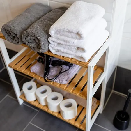 Fullhouse - - Z25 - 3 Beds - Smarttv - Nespresso شيمنيتز